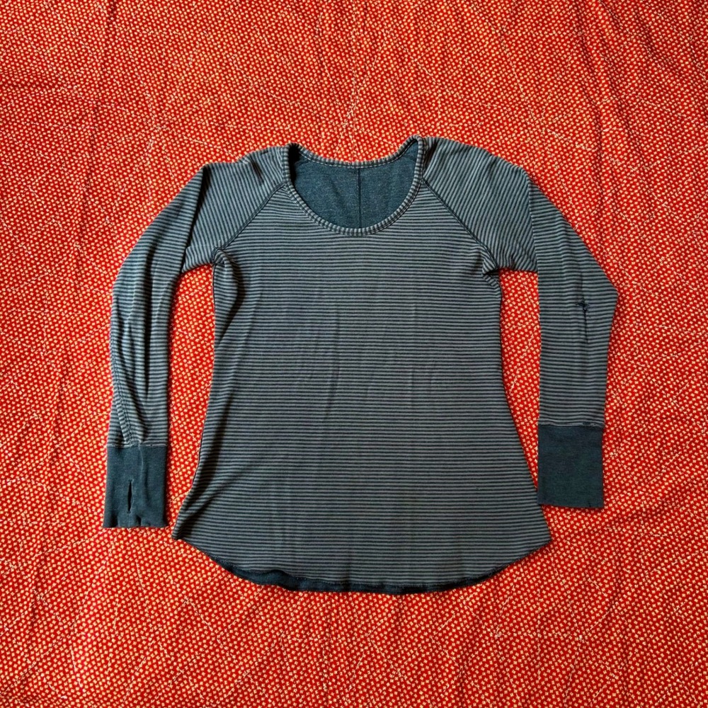 Lululemon Striped Long Sleeve Top Gray Black Thumbholes Yoga Athletic